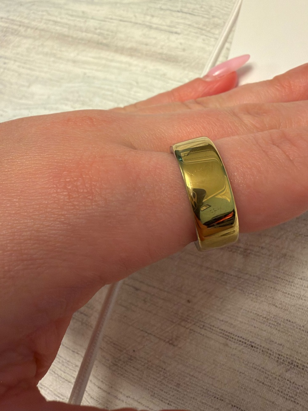 oura ring gen 4 gold size 8